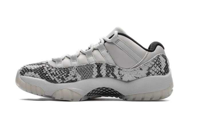  Bone CD6846-002 Low Snake Jordan Retro 11 Light 0511